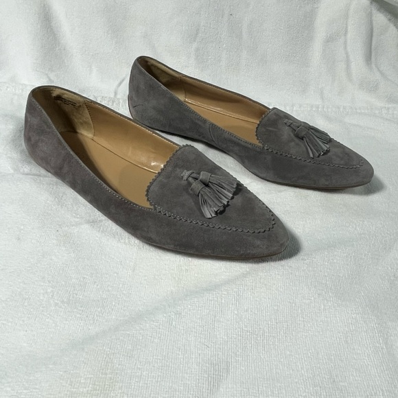 Talbots flats, moccasins, Suede Women's Loafer Tasel Gray 9AA Pointed Toe - Picture 7 of 13